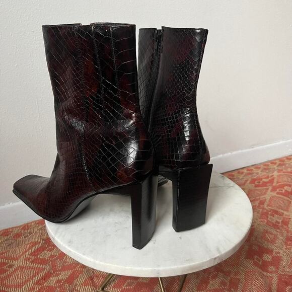 Epic vtg 90s brown snakeskin leather boots by Nine West - Picture 4 of 8